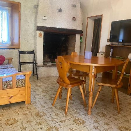 “Casa Rosi” Appartamento In Zona Medievale Pisogne Eksteriør bilde